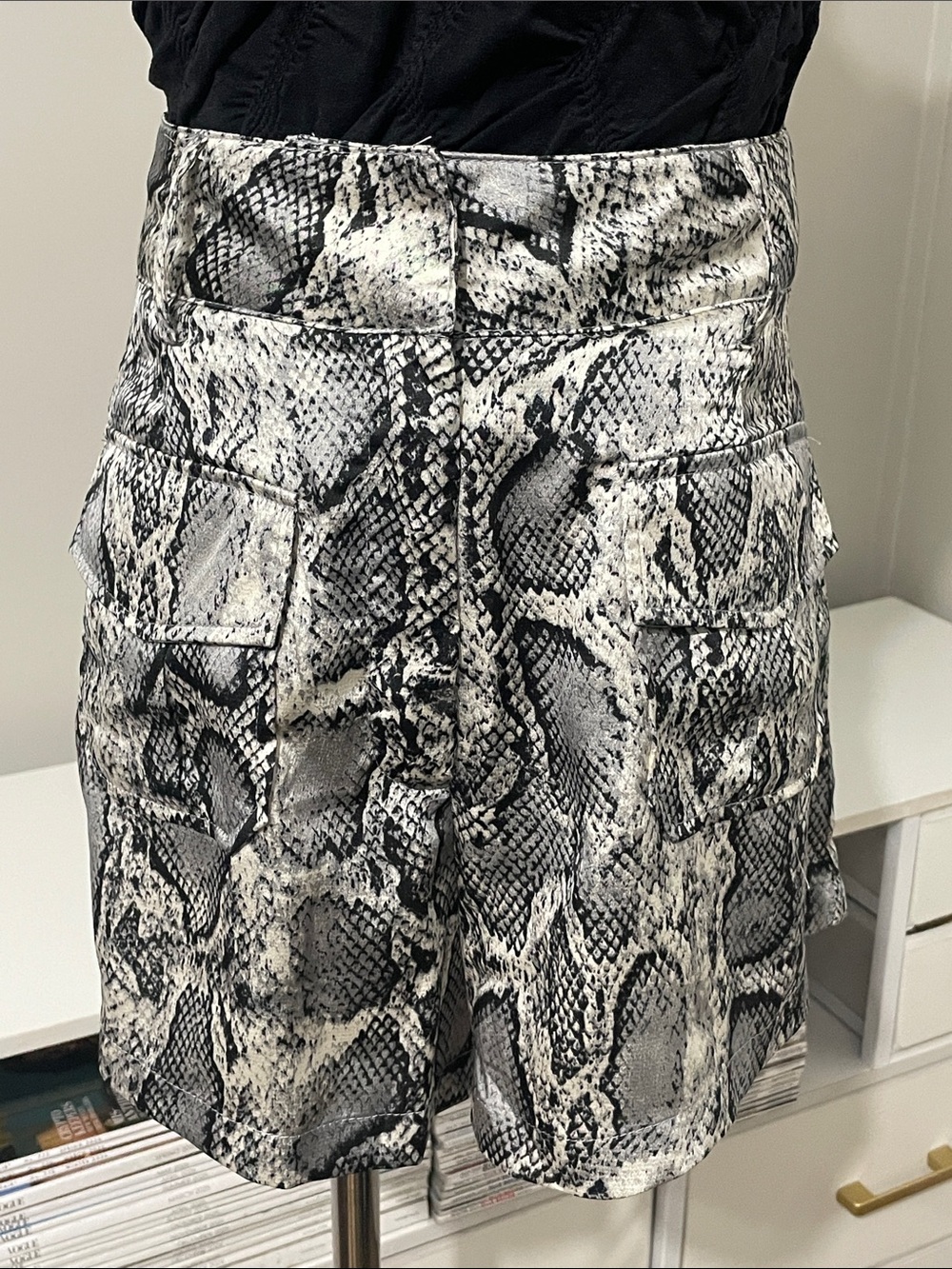 TCEC Grey Snake Print Shorts (M)